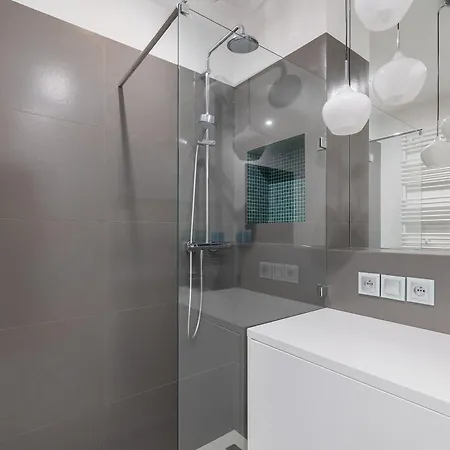 Apartmán Dunska Chic By Bookinghost