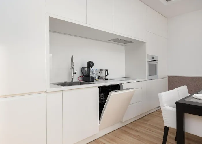 Apartment Dunska Chic By Bookinghost *