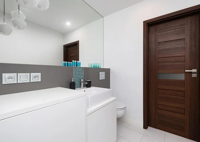 Apartment Dunska Chic By Bookinghost